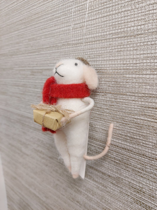 Mouse Present Scarf