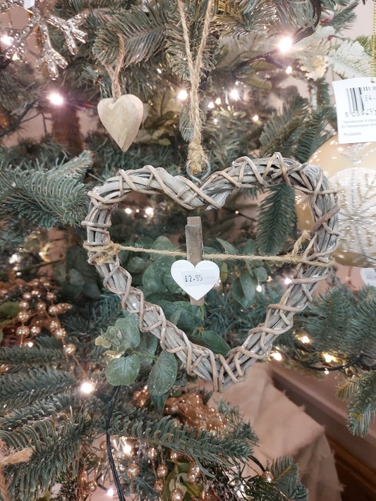 Small Wicker Heart