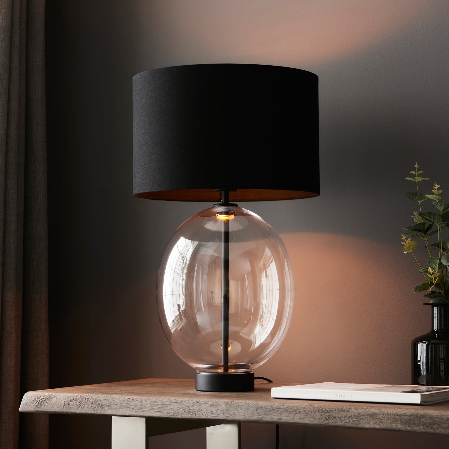 Kelda Oval Table Lamp Clear Glass Black