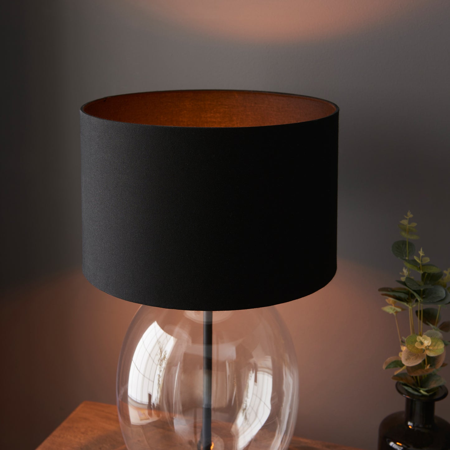 Kelda Oval Table Lamp Clear Glass Black