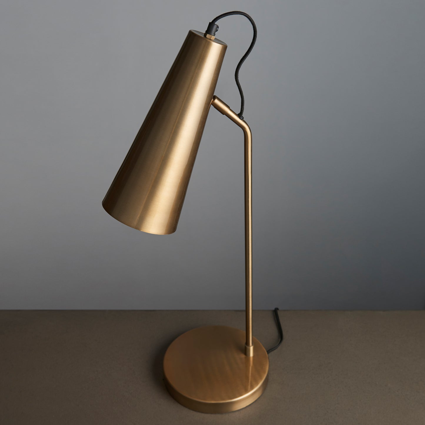 Karna Table Lamp